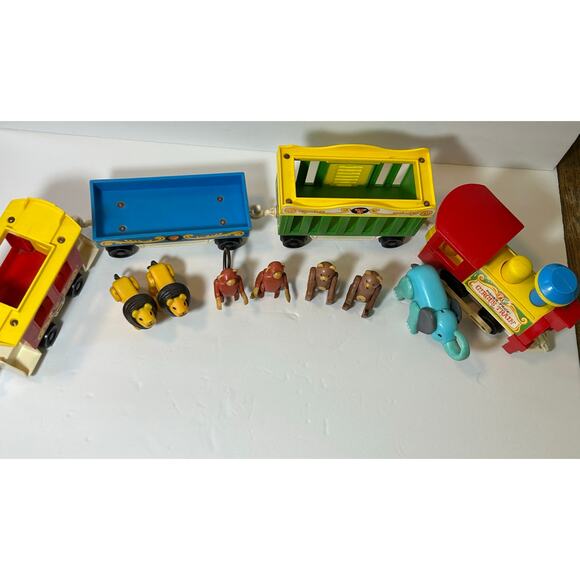 Vintage Fisher Price Circus Train •2 Lions • 2 Monkeys • 2 Bears • 1 Elephant - Picture 3 of 15